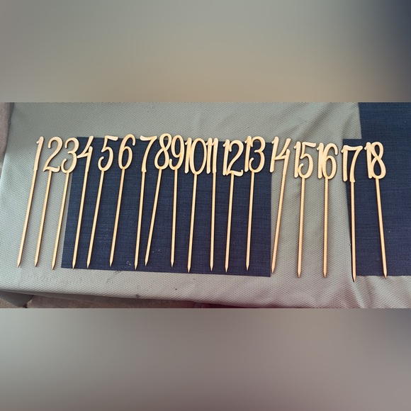 Wooden Table Numbers - Picture 1 of 1
